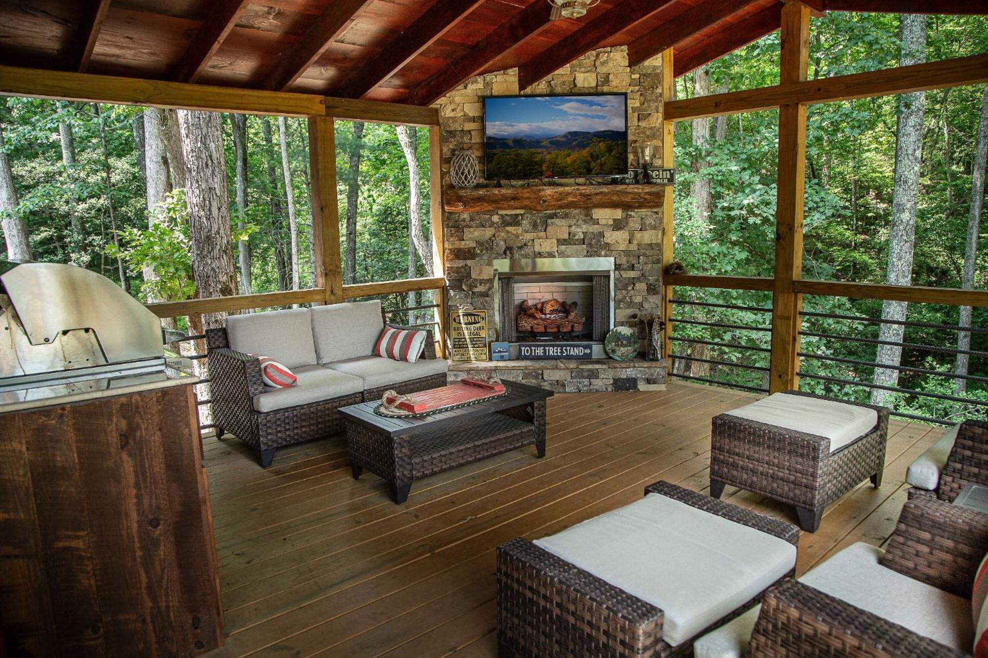 Adore The Smores Rustic Mountain Charm Outdoor Spaces And A Cozy Hot Tub Blue Ridge Bagian luar foto