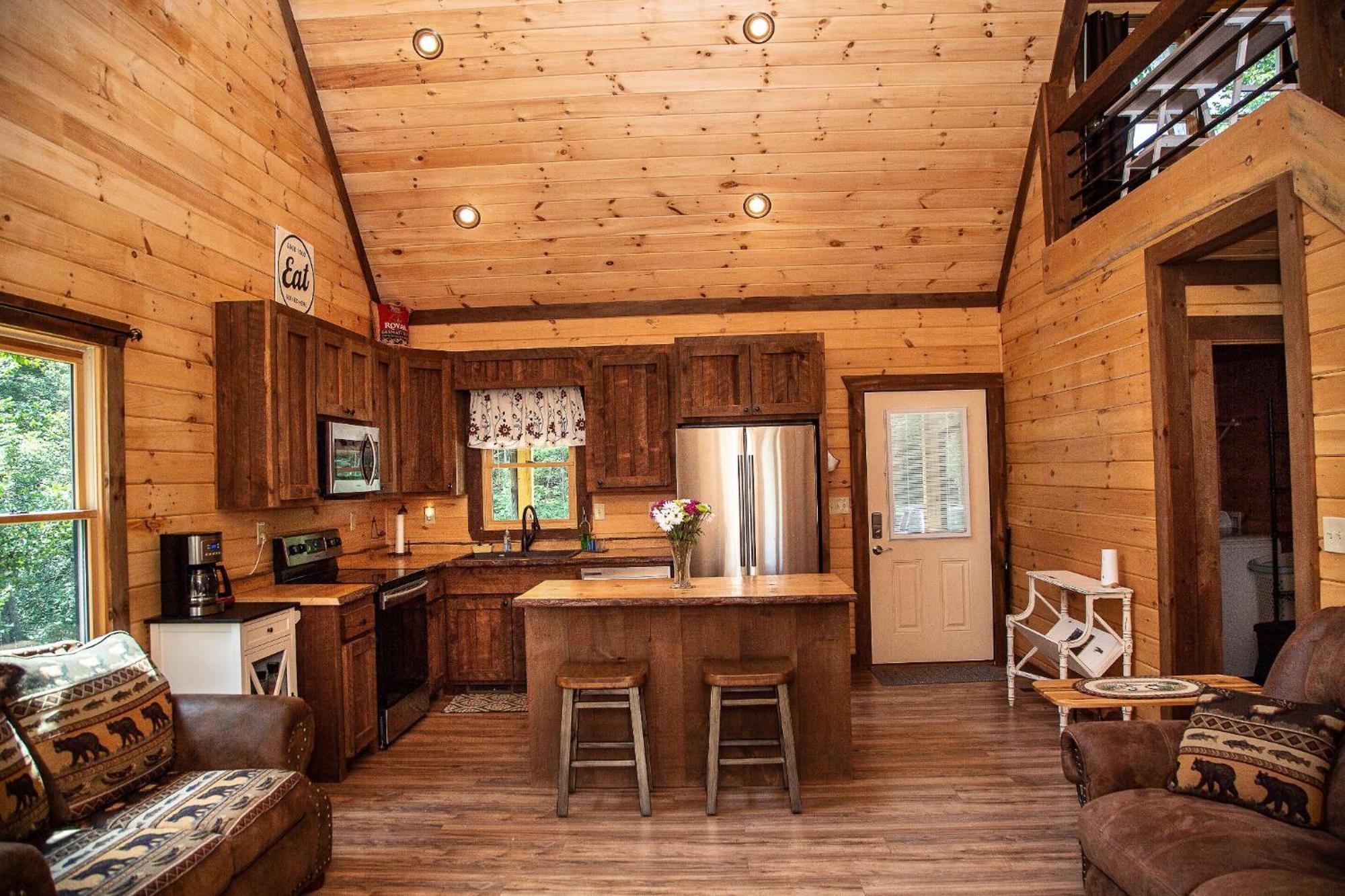 Adore The Smores Rustic Mountain Charm Outdoor Spaces And A Cozy Hot Tub Blue Ridge Bagian luar foto